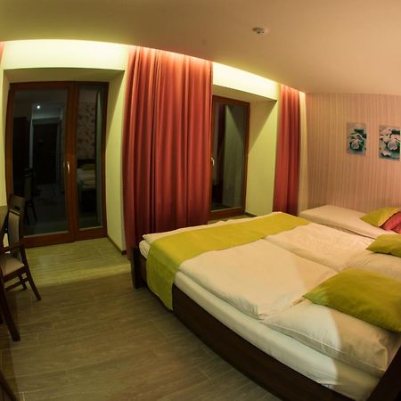 Hotel Slunny Dvur Jeseník Quarto foto