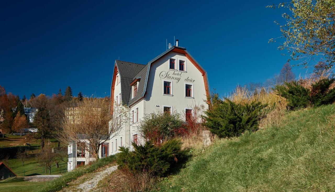 Hotel Slunny Dvur Jeseník Exterior foto