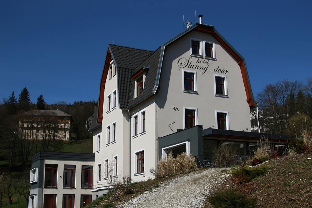 Hotel Slunny Dvur Jeseník Exterior foto